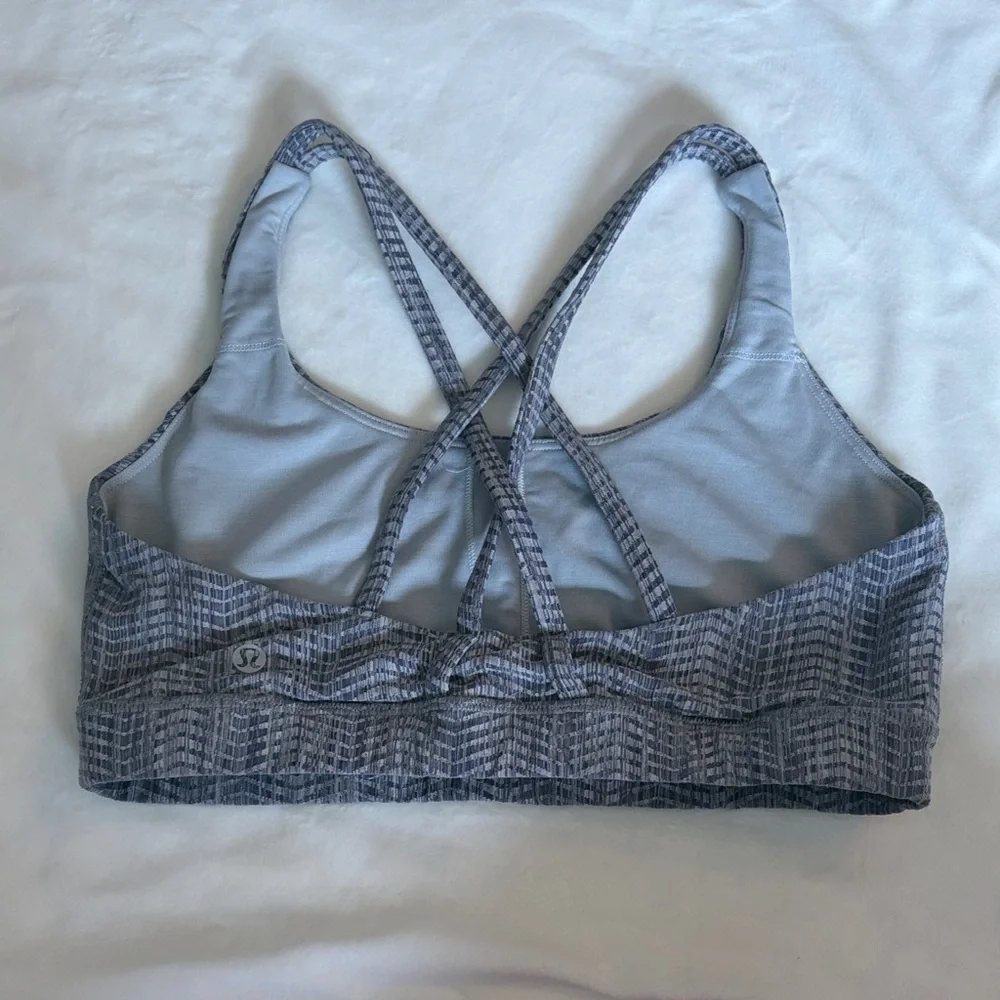Lululemon cross back sports bra